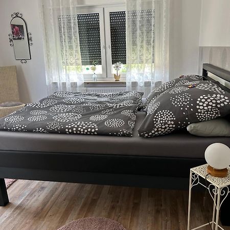 Ferienwohnung Zur Roni ทรอยช์ทลิงเงน ภายนอก รูปภาพ