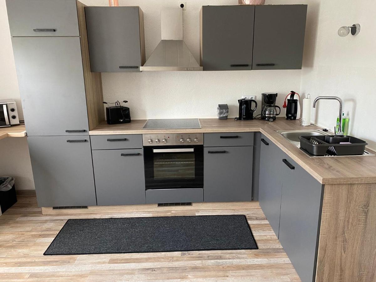 Ferienwohnung Zur Roni ทรอยช์ทลิงเงน ภายนอก รูปภาพ